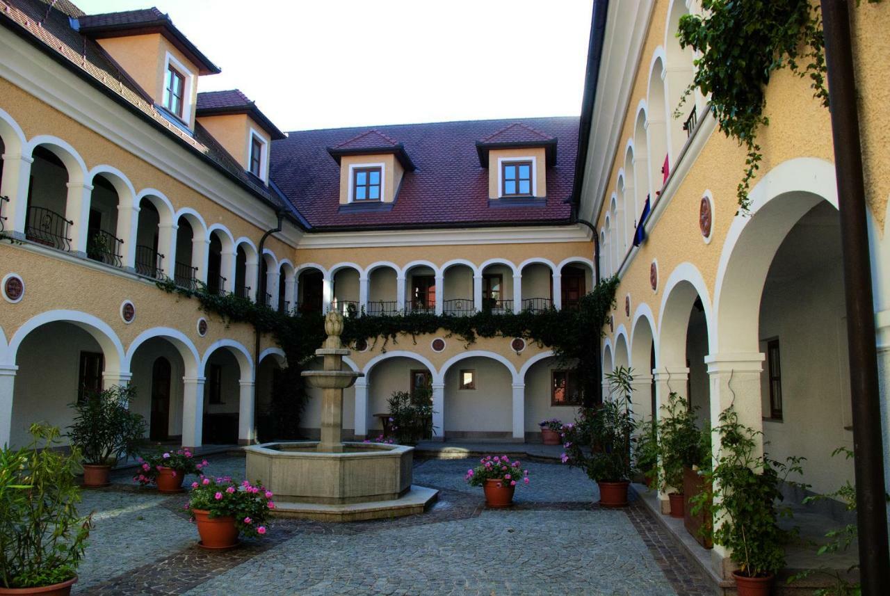 Almtalhotel Appartements In Pettenbach المظهر الخارجي الصورة