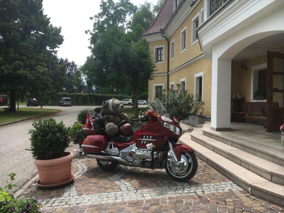 Almtalhotel Appartements In Pettenbach المظهر الخارجي الصورة